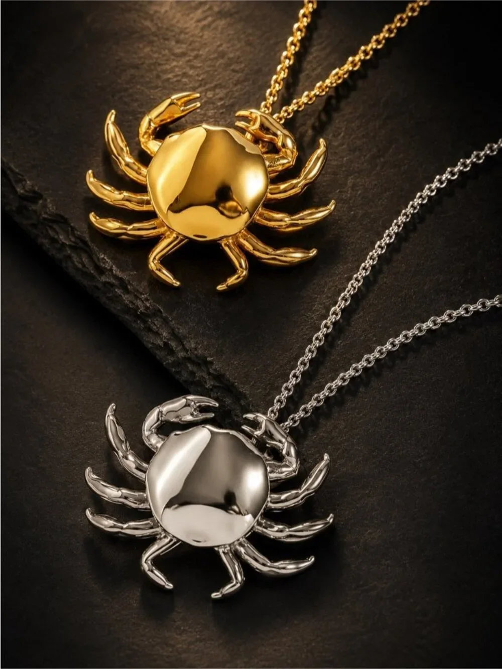 Shiny Silver color Crab Pendant Necklace